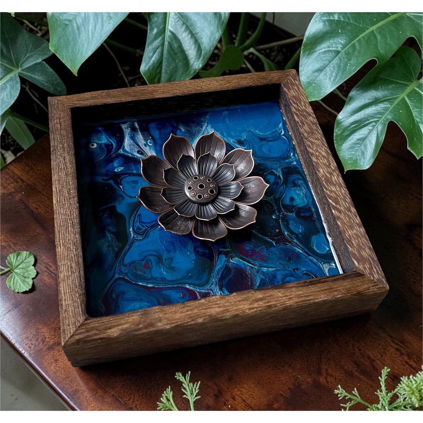 Midnight Tide: Lunar Vein Lotus Incense Holder – Hand Painted Resin Art Burner – Moody Blue and Black Meditation Decor – Wooden Zen Tray