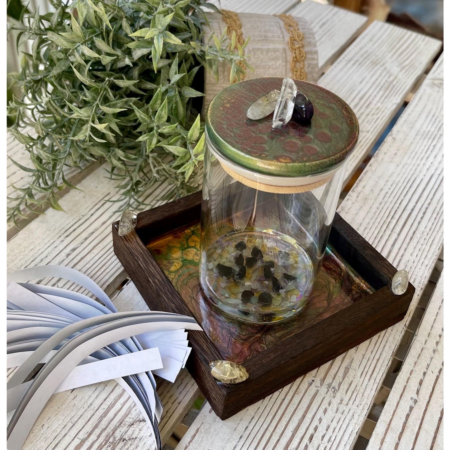 Manifestation Prayer Jar Set with Citrine, Amethyst & Clear Quartz – Hand Painted Tray – Crystal Intention Jar Spiritual Gift Energy Ritual