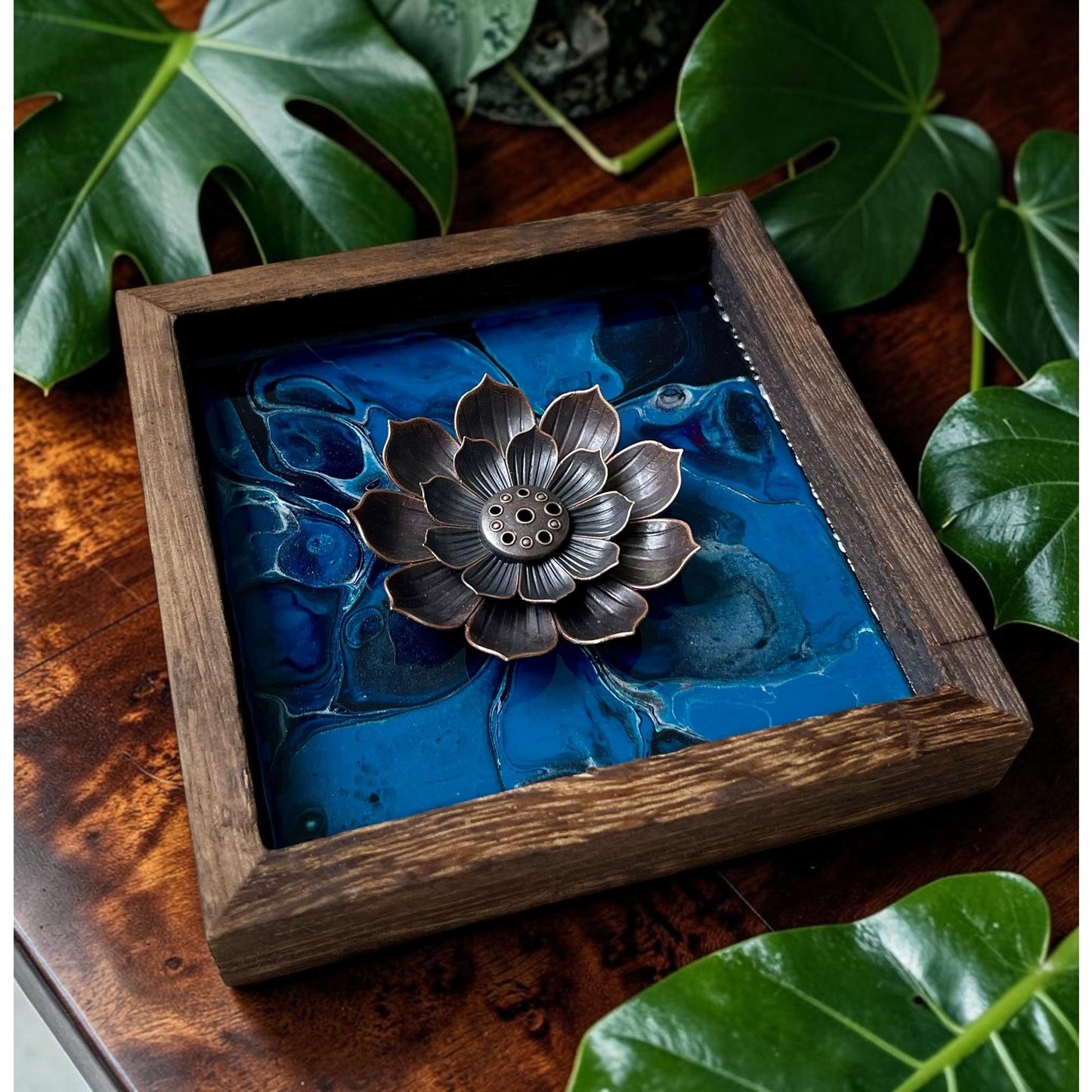 Midnight Tide: Lunar Vein Lotus Incense Holder – Hand Painted Resin Art Burner – Moody Blue and Black Meditation Decor – Wooden Zen Tray