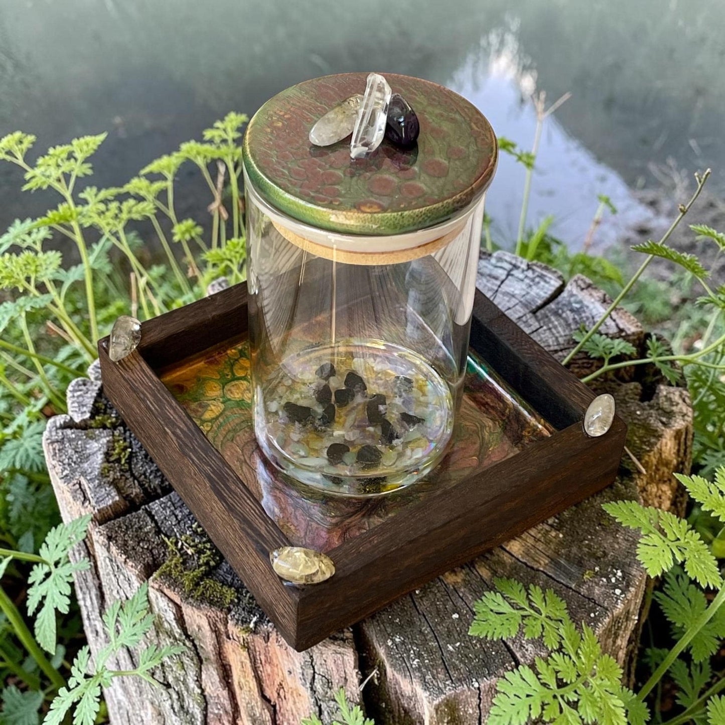 Manifestation Prayer Jar Set with Citrine, Amethyst & Clear Quartz – Hand Painted Tray – Crystal Intention Jar Spiritual Gift Energy Ritual