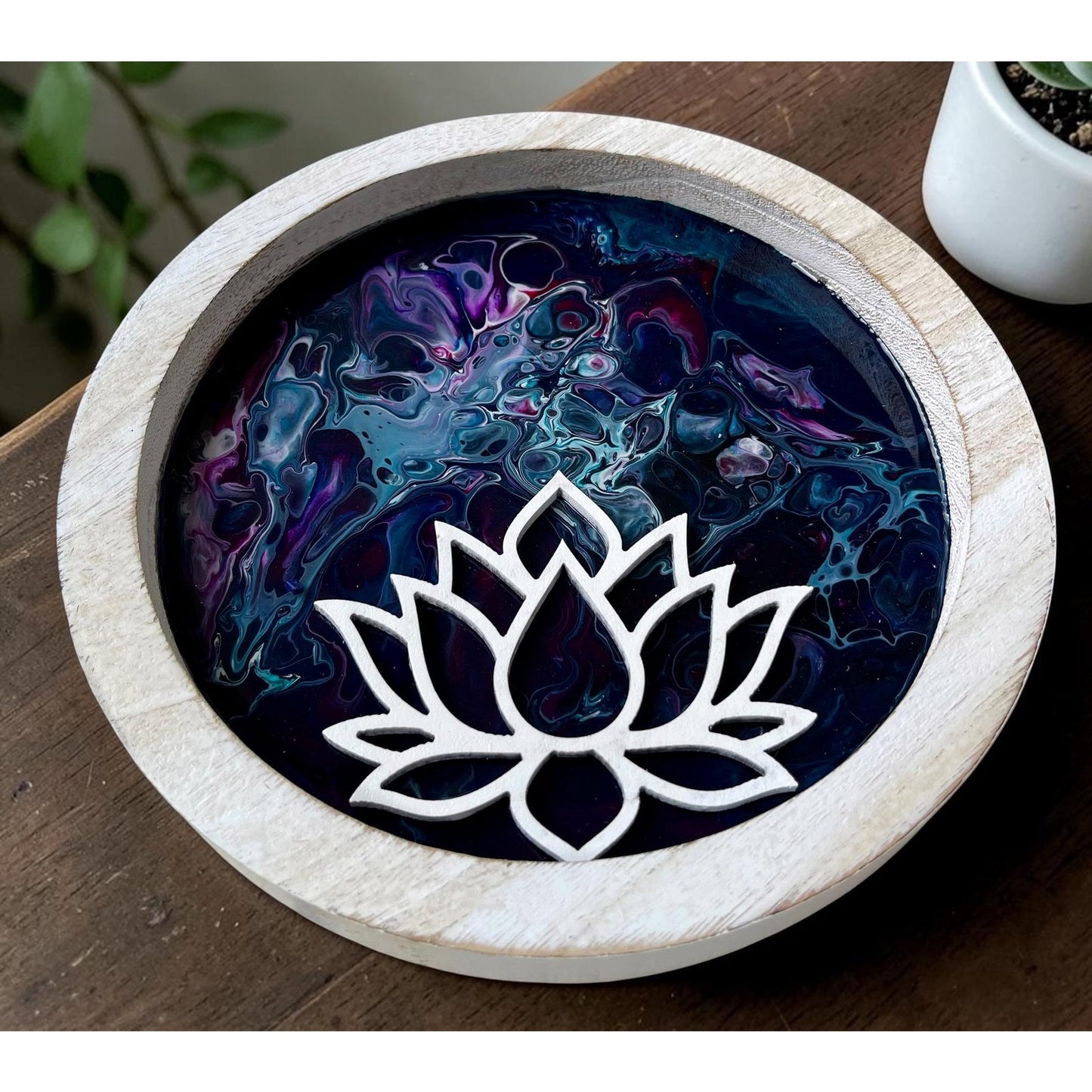 Hand Painted Resin Lotus Tray with Pink Grapefruit Candle – Shungite Crystal Candle – Spiritual Decor – 8” Round Meditation Tray