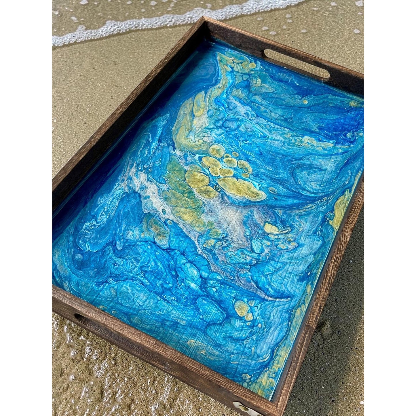 Celestial Tide Resin Art Serving Tray – Handmade Ocean Inspired Wood Tray – Blue & Gold Acrylic Pour Decor – Coastal Coffee Table Tray – 18”