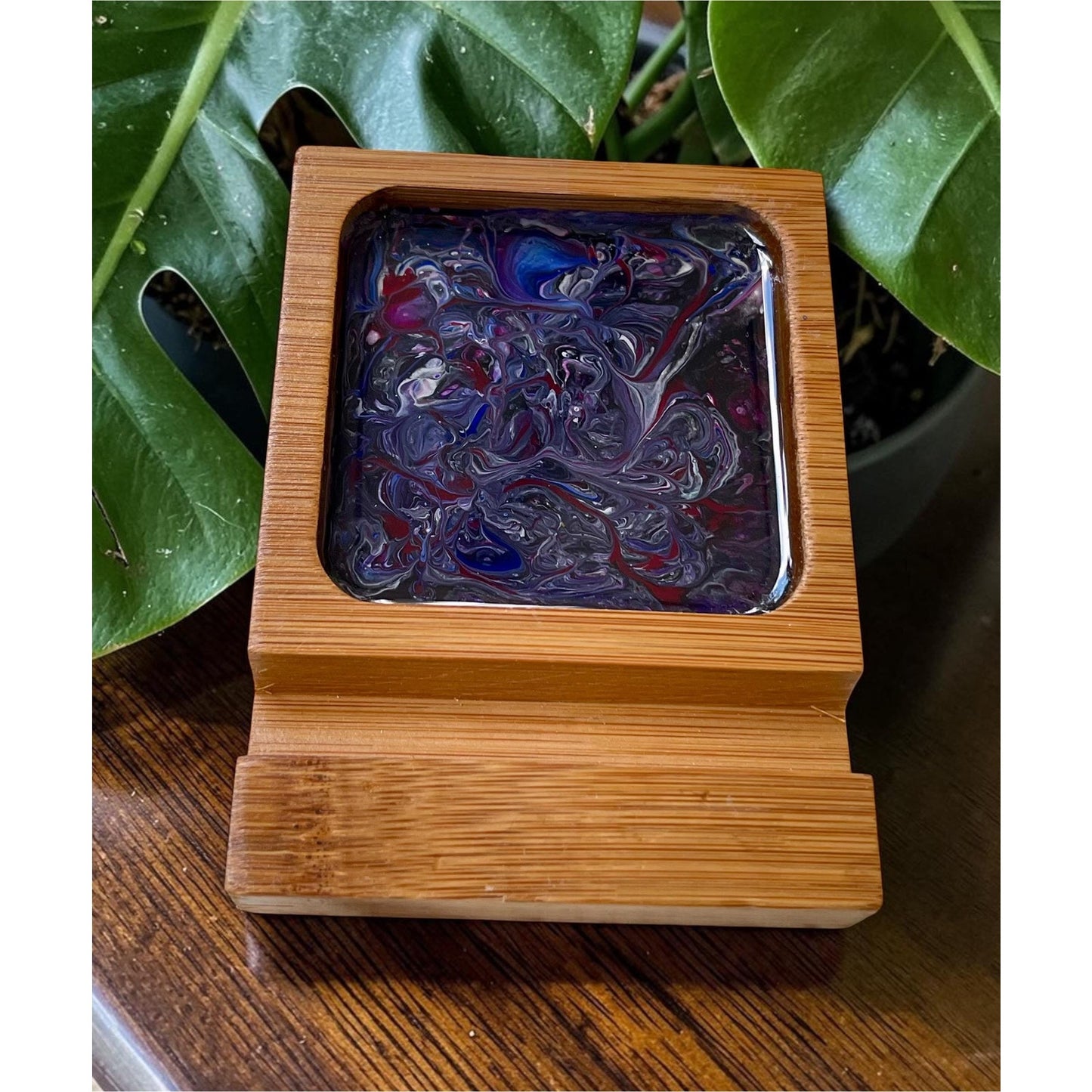 Phone Stand with Tray – Handmade Wood Phone Holder – Resin Art Phone Dock – Desk Phone Organizer – Cell Phone Accessory