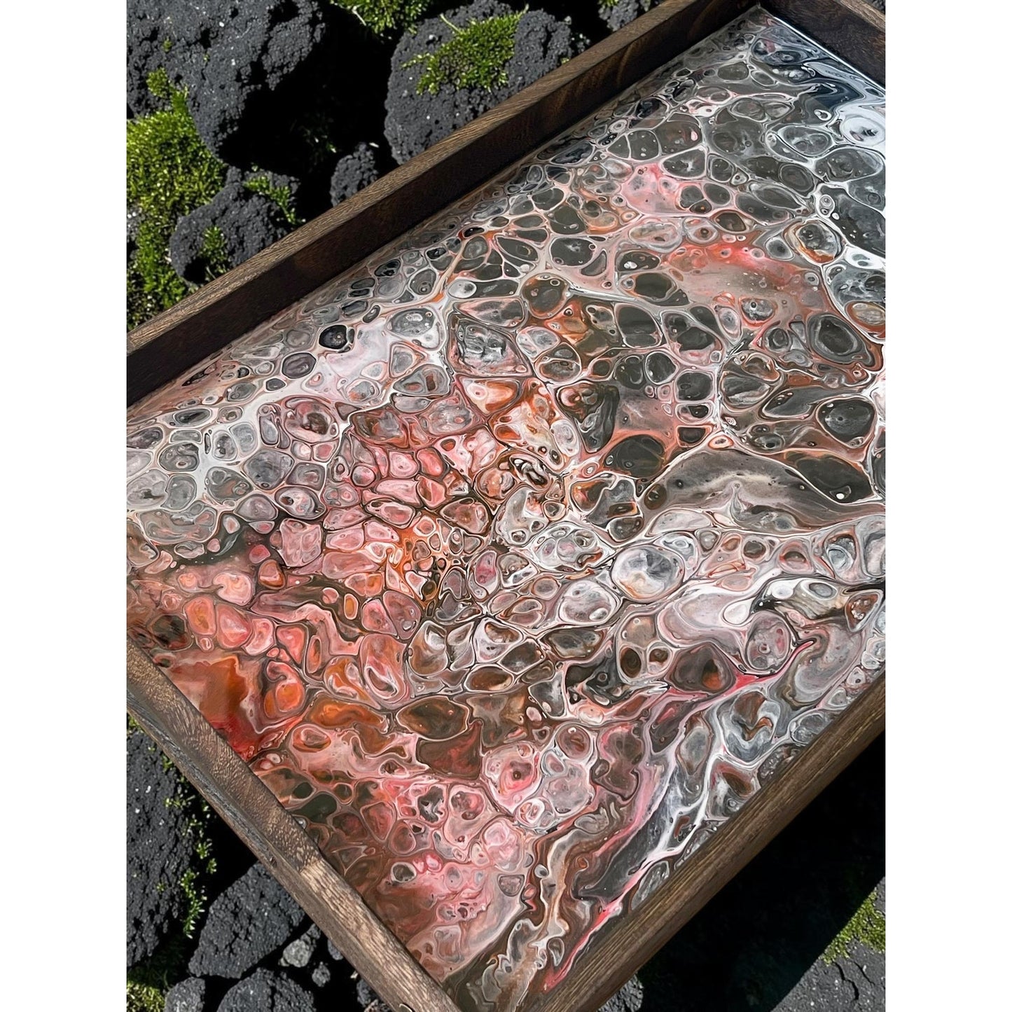 Obsidian Fire Molten Vein Tray – Handmade Resin Art Serving Tray – 18” x 12” Wood Tray – Lava Inspired Acrylic Pour Decor – Gothic Modern