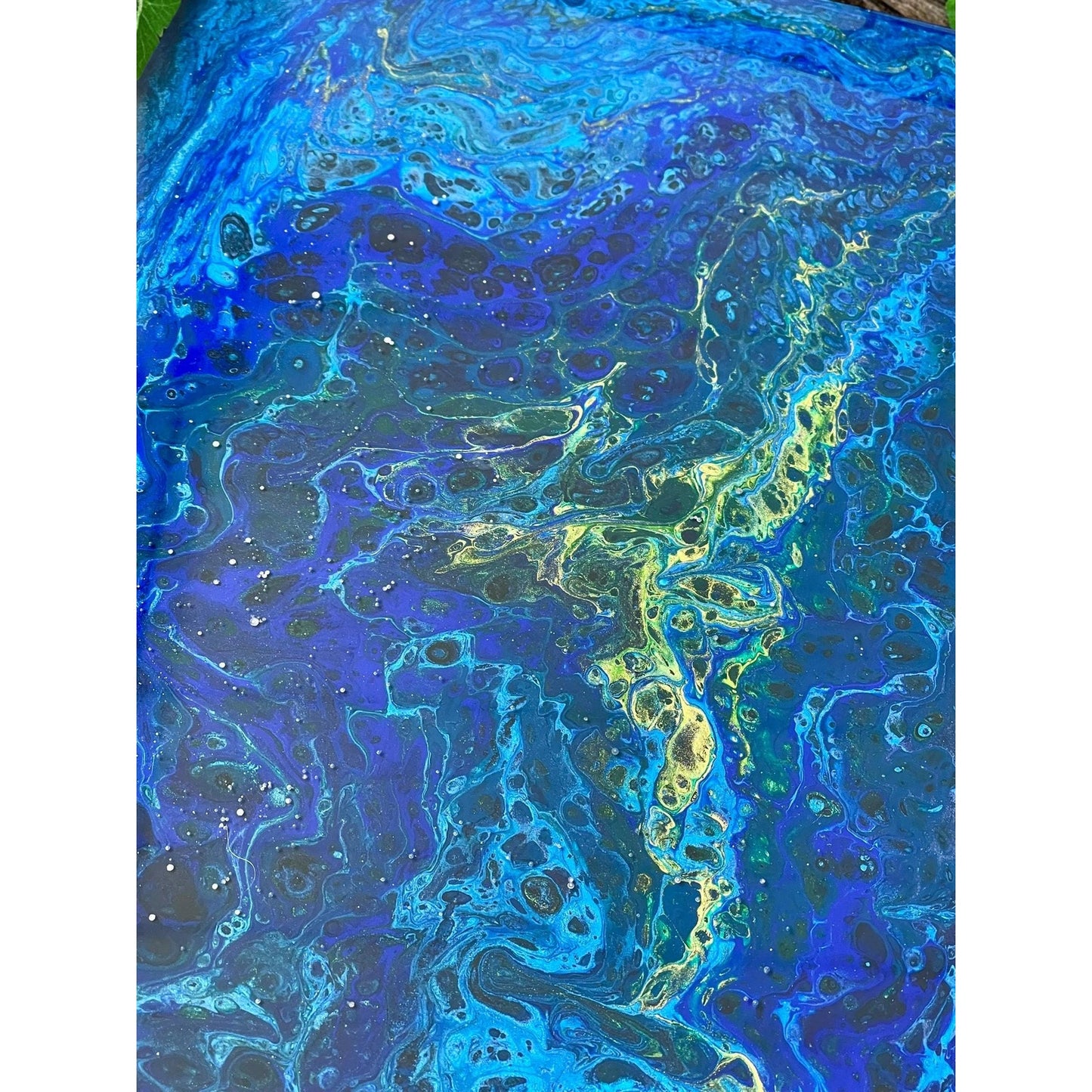 Blue Morpho Abysse Resin Serving Tray – Ocean Inspired Acrylic Pour Art – Handmade Wooden Tray – Celestial Blue Home Decor Luxury Resin Art