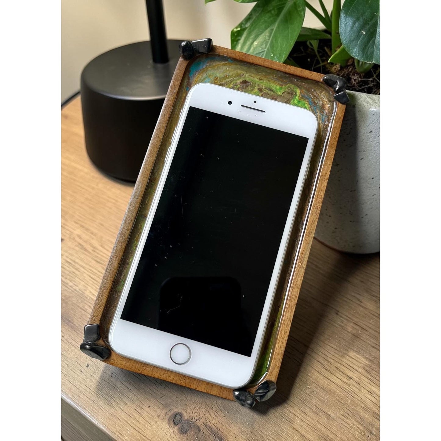 EMF Shield Neutralizer Cell Phone Holder with Petrovsky AA Shungite 7.5" x 4"