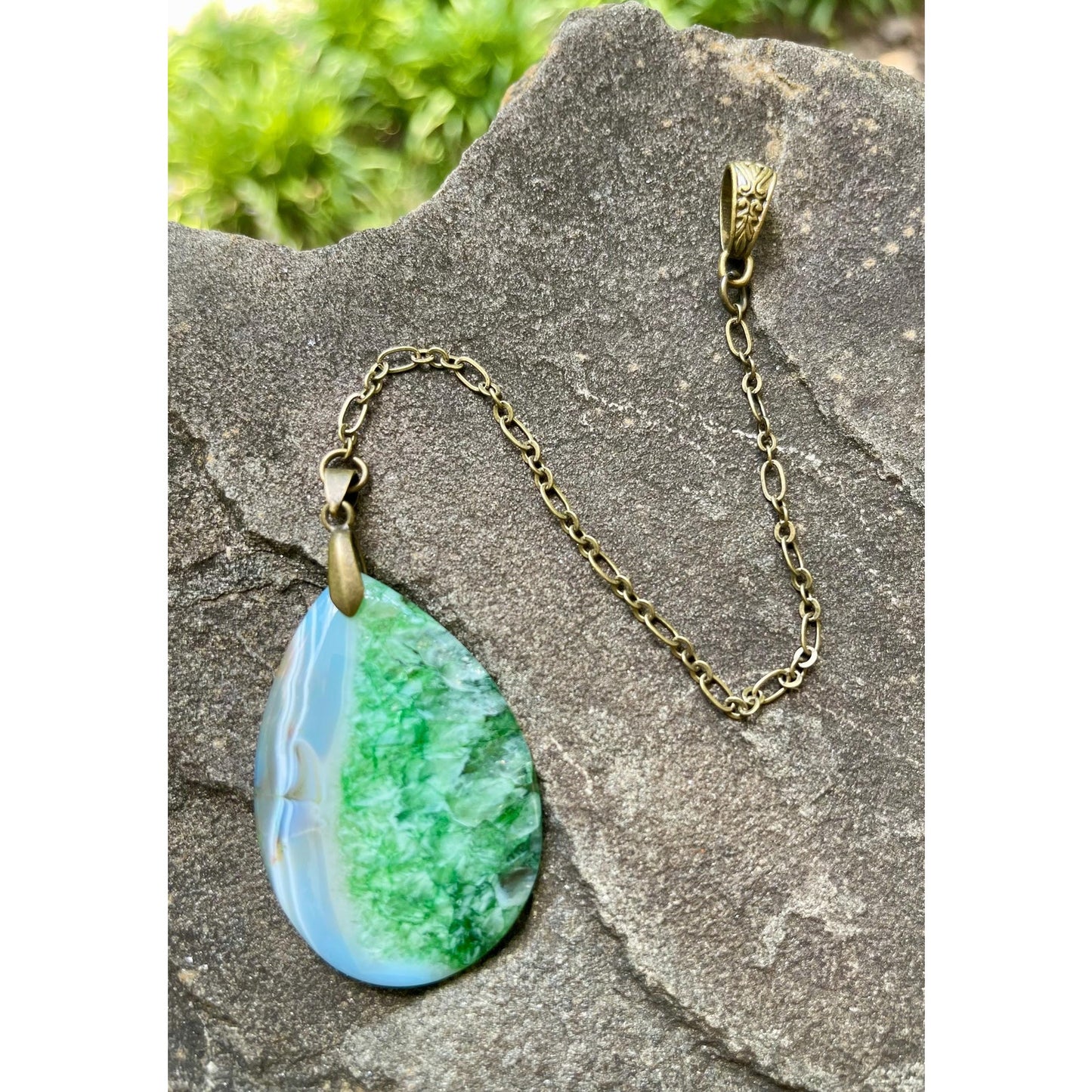 Designs by Imogen Art™ Pocket Peace Collection Green Agate Meditation Stone | Pocket Comfort Stone | Mindfulness Gift