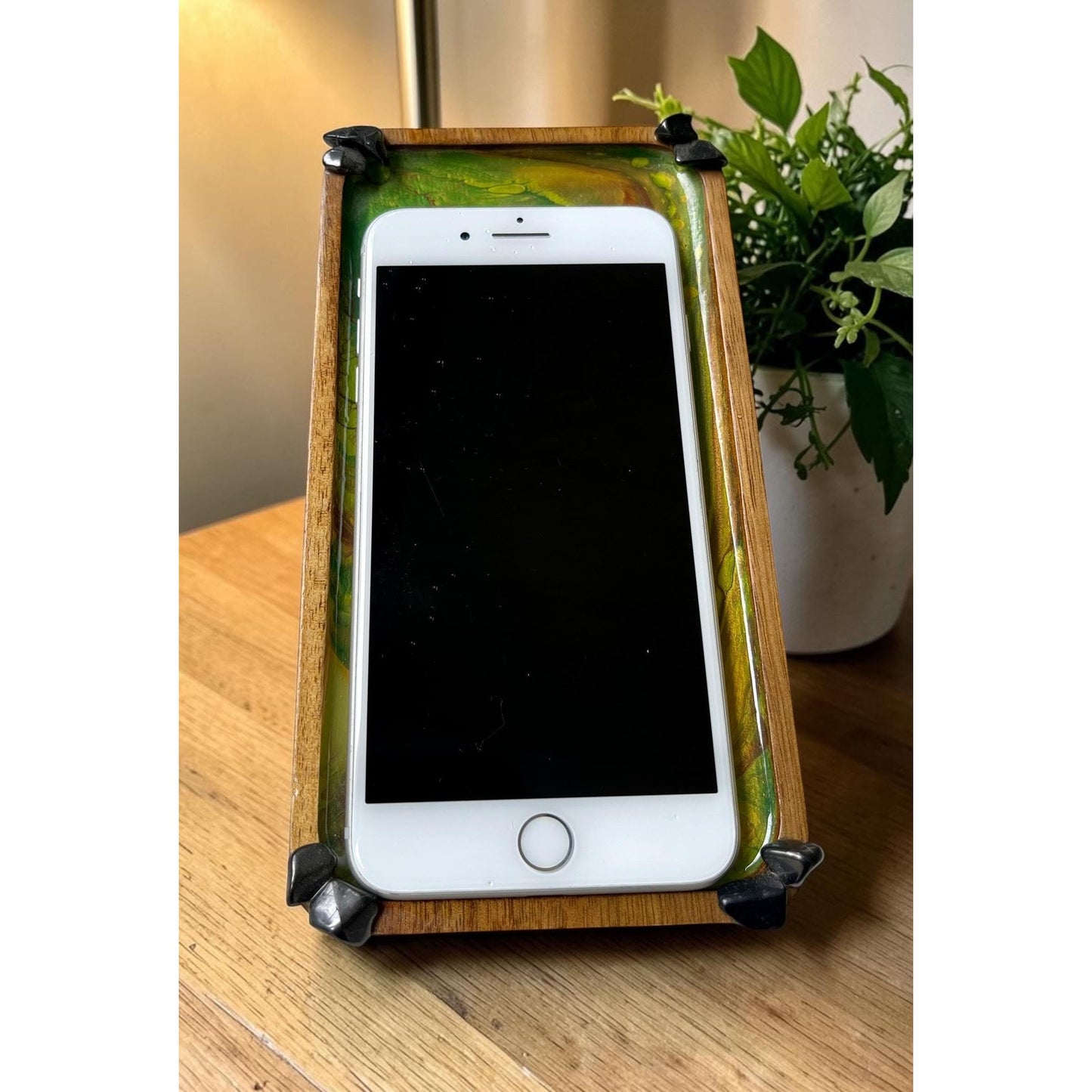 EMF Shield Neutralizer Cell Phone Holder with Petrovsky AA Shungite 7.5" x 4"